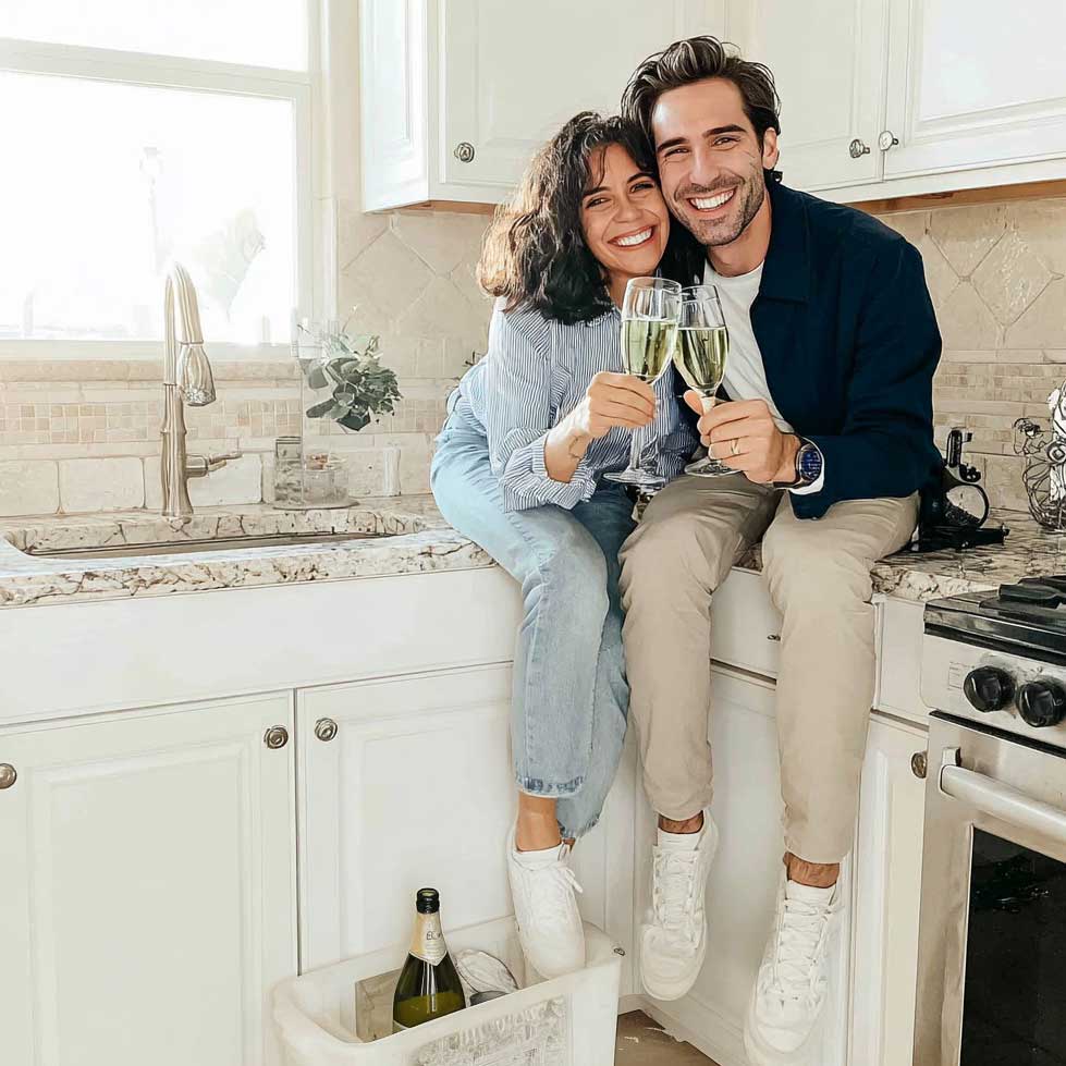 couple_celebrating_a_house_purchase