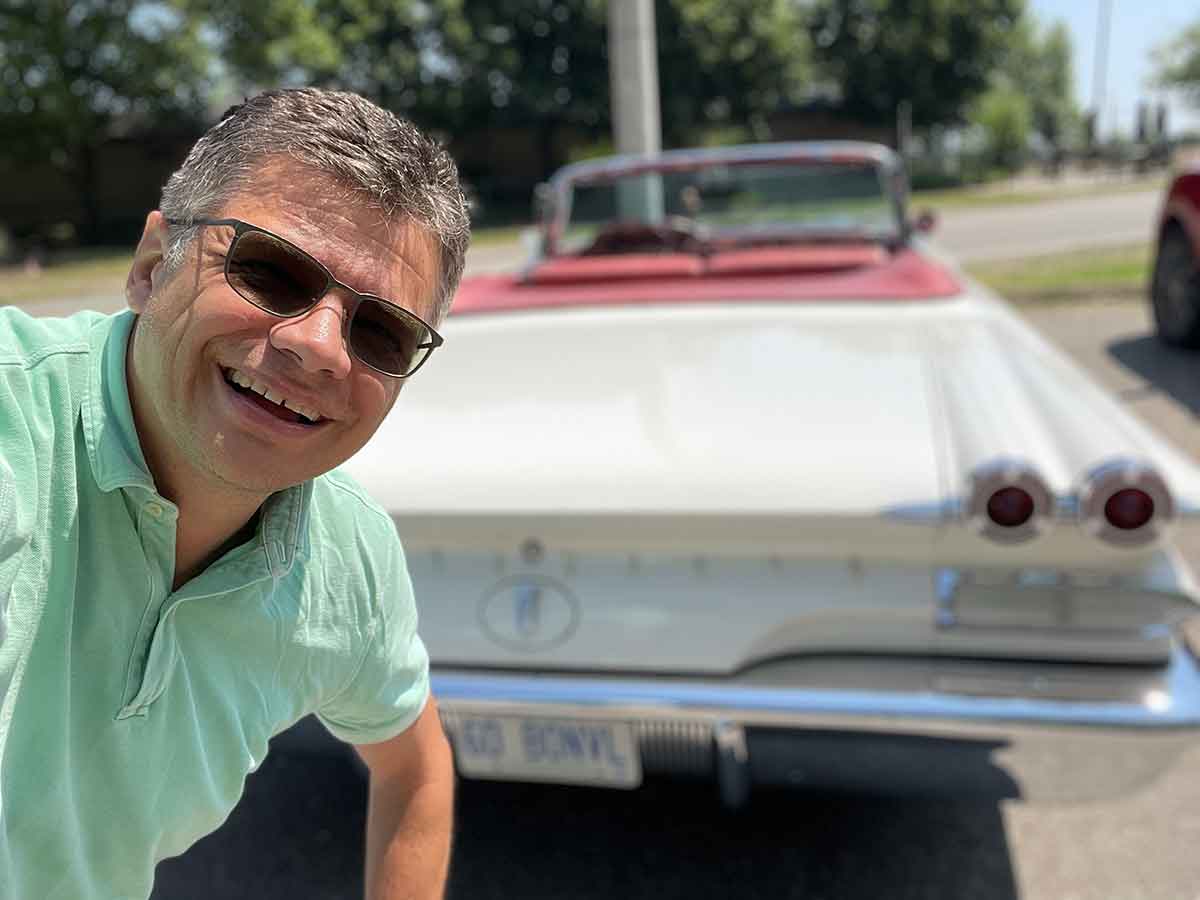 serge-with-antique-car